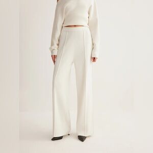 Commense Wool-Blend Piping Pants
Size XL